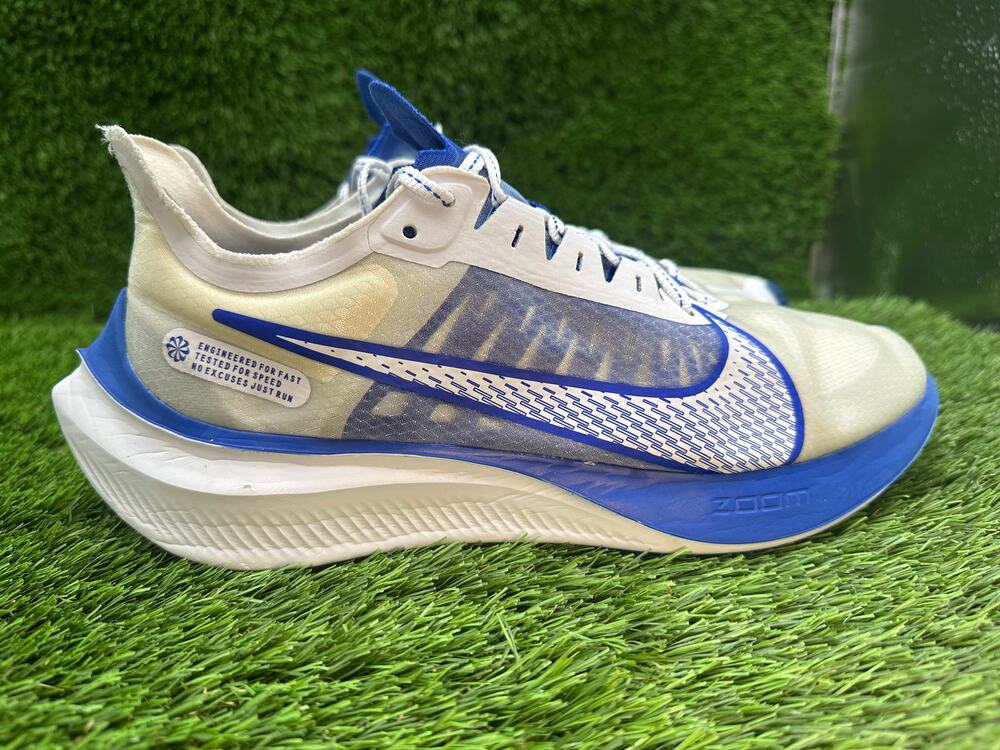 Nike Zoom Gravity BQ3202-100 Athletic Sneaker Mens 10 White Mesh Training Sports